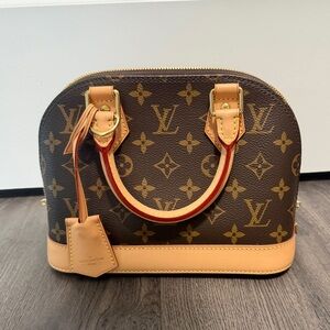 Louis Vuitton Alma bb